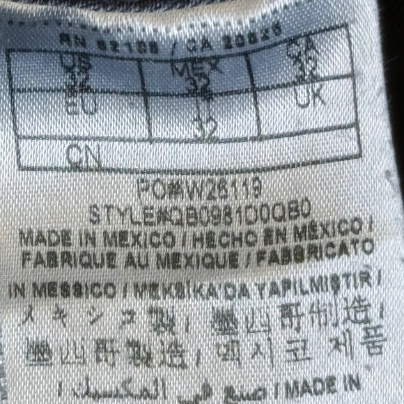 Guess | Medium Rise Skinny Sarah Fit Jeans - Picture 14 of 16